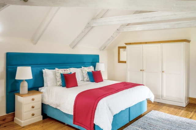 wallis barn 12