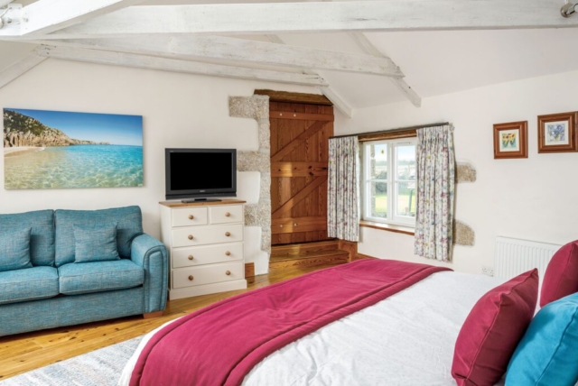 wallis barn 14
